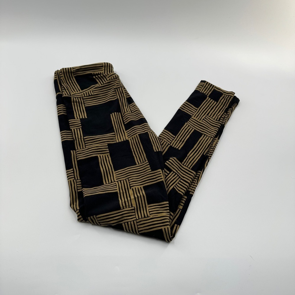 LuLaRoe One Size (OS) Leggings – Buttery Soft Stretchy Printed Leggings